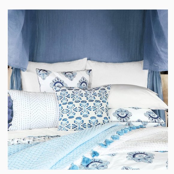 Tharu Organic Duvet - Queen 300$ US - Picture 2 of 10